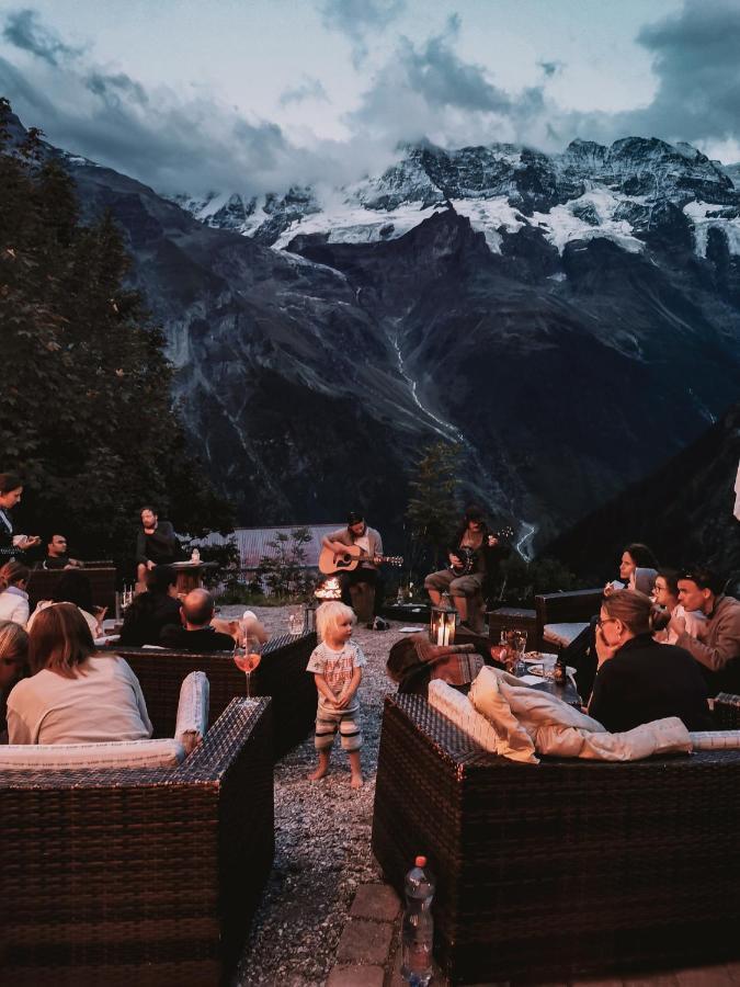 Mountain Hostel Gimmelwald Wengen Exterior foto